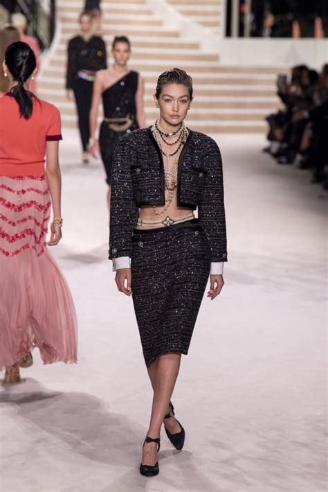 Métiers d’Art 2019/20 Show – CHANEL Shows .